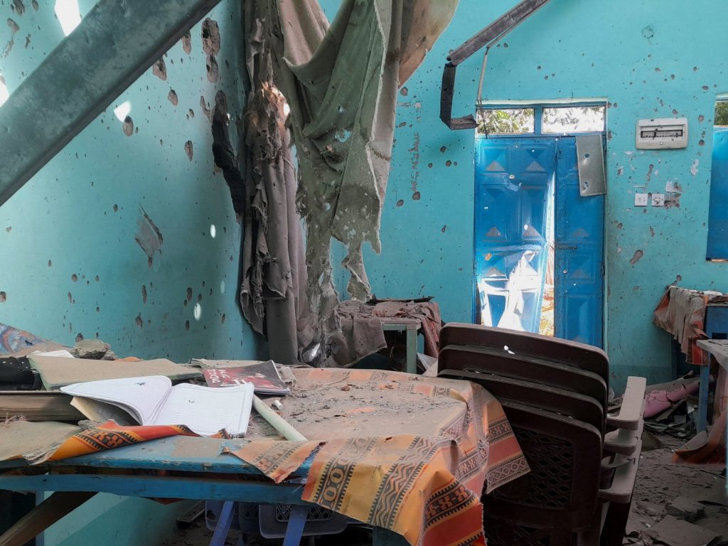 سوداني يمشي مئات الكيلومترات لجمع تبرعات لأطفال بلاده