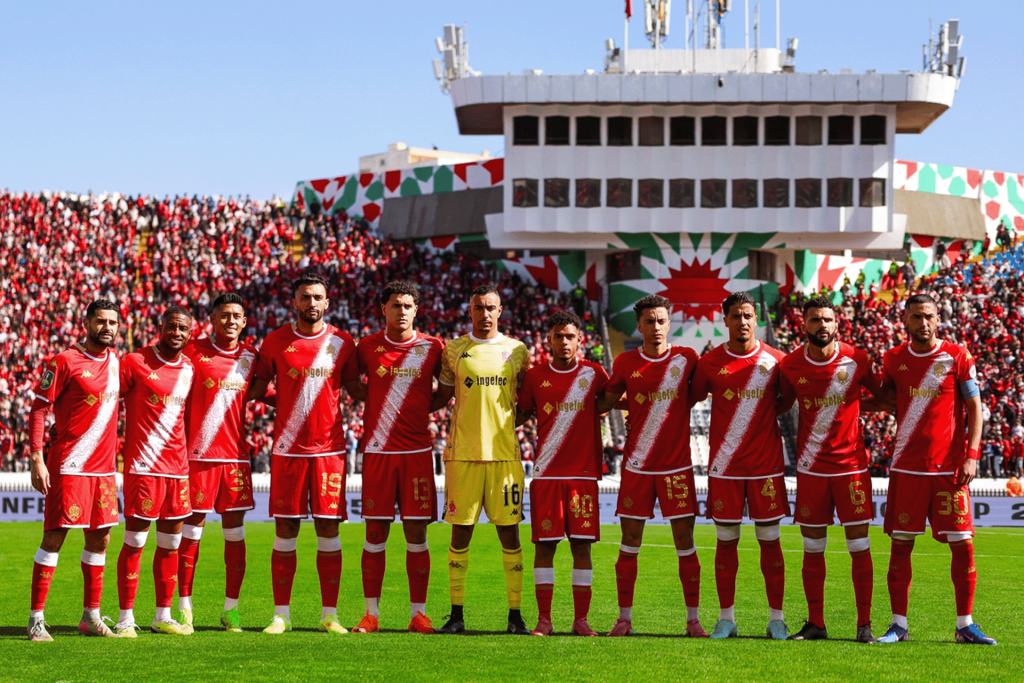 بعد الخروج الأفريقي.. الوداد المغربي يتعاقد مع مدرب الرجاء السابق