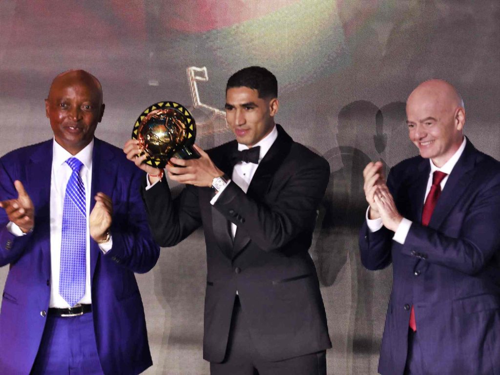 استبعاد حكيمي من جائزة أفضل لاعب إفريقي في الدوري الفرنسي